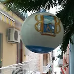 فندق مبيت وإفطار La Finestrella 3*