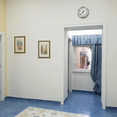 La Finestrella 3*