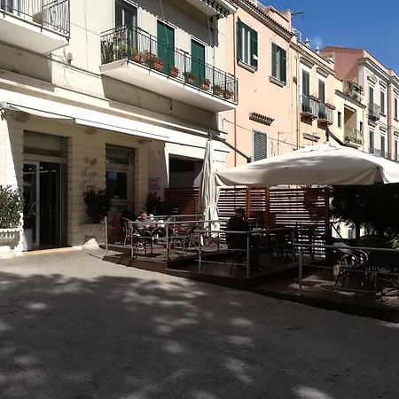 Frühstückspension La Finestrella 3*